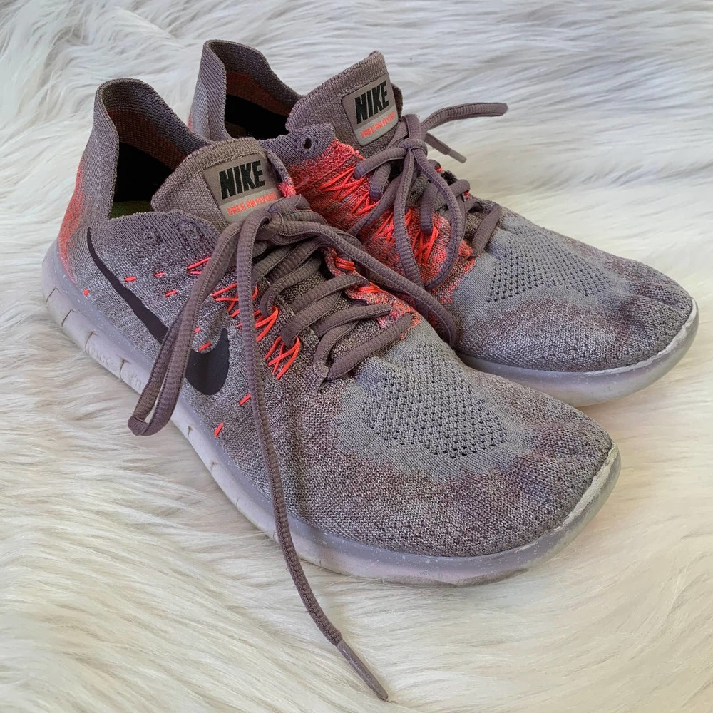 Nike Women’s Free RN Flyknit Sneakers 2017 880844 - Picture 4 of 11